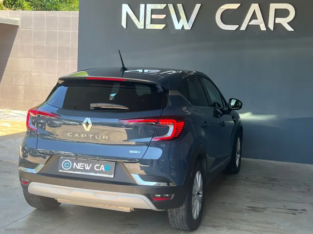 Auto - Renault captur plug-in hybrid e-tech 160 cv int.