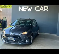 Auto - Toyota yaris 1.5 hybrid 5p. business