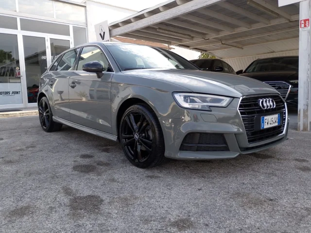 Auto - Audi a3 spb 30 g-tron s tronic admired