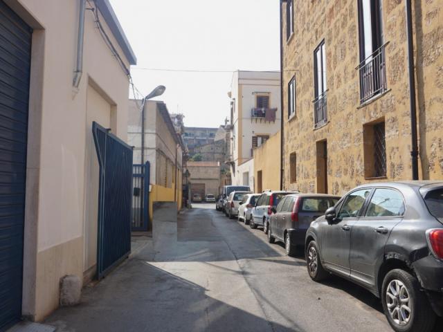 Case - Magazzino/deposito in centro storico