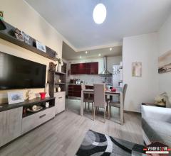 Appartamenti in Vendita - Piano seminterrato - trivani + acc. ristrutturato zona posta canneto