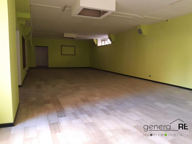 Case - Vende locale commerciale piazza unione pescara
