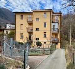 Appartamento con balcone, cantina e posto auto