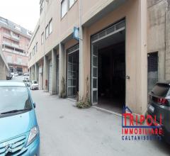 Case - Vende/affitta locale artigianale