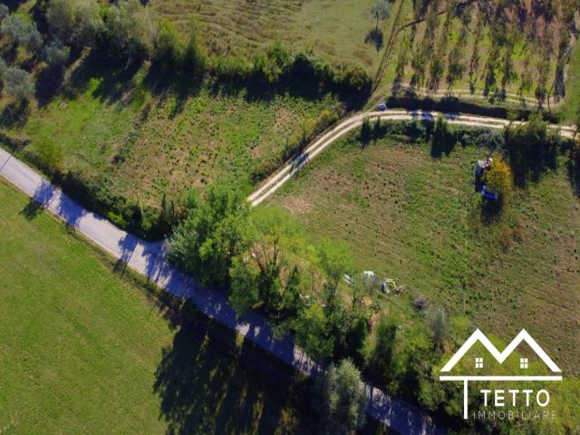 Case - Terreno agricolo con pozzo