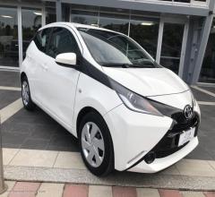 Auto - Toyota aygo 1.0 vvt-i 69 cv 5p. x-cool tss