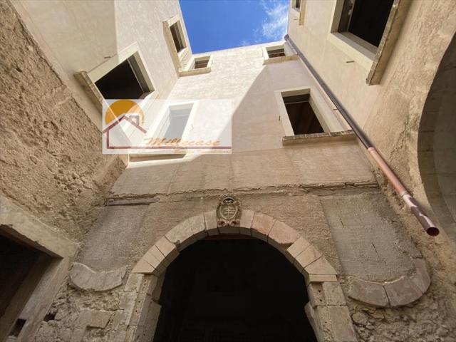 Palazzo in vendita a siracusa ortigia