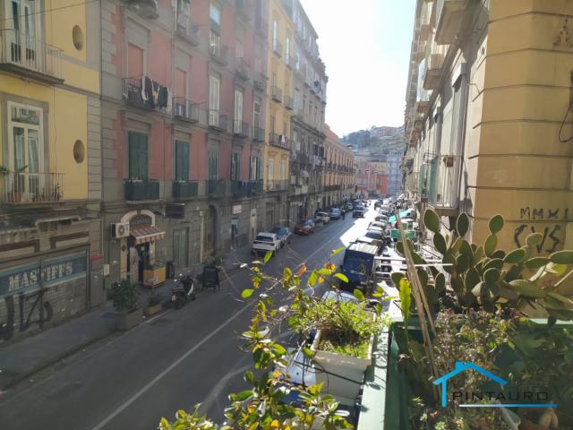 Appartamento corso vittorio emanuele ampia metratura