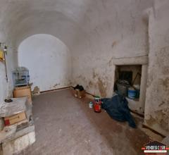 Appartamenti in Vendita - Cantina di 20 mq. circa zona canneto borgo antico