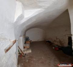 Appartamenti in Vendita - Cantina di 20 mq. circa zona canneto borgo antico