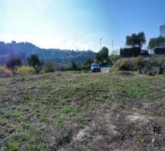 Case - Terreno edificabile con vista mare