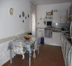 Appartamenti in Vendita - Appartamento a sarzana