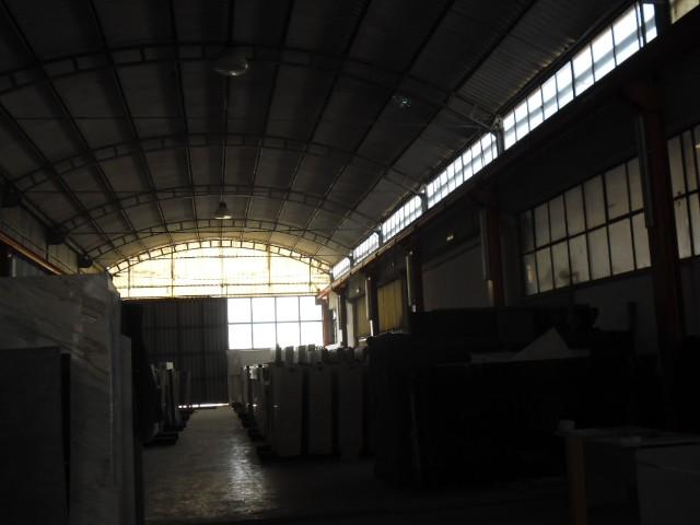 Appartamenti in Vendita - Capannone industriale