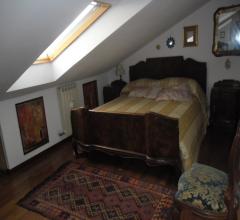 Appartamenti in Vendita - Villa indipendente con piscina e vista mare