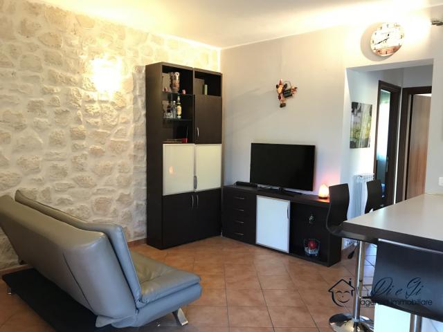 Appartamenti in Vendita - Villa vicino a sarzana