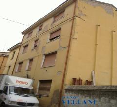 Case - Vendesi bilocale in centro storico a carpi