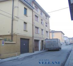Case - Vendesi bilocale in centro storico a carpi