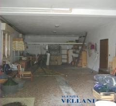 Appartamenti in Vendita - Vendesi casa singola in zona carpi pezzana