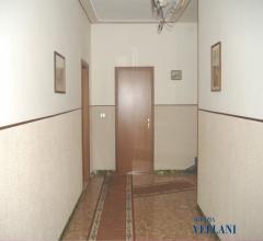 Appartamenti in Vendita - Vendesi casa singola in zona carpi pezzana