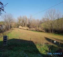 Terreno con fronte strada vicinissimo a morciano di romagna