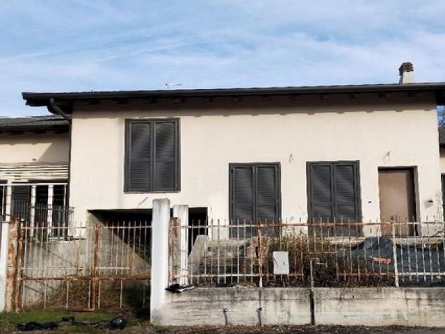 Abitazione di tipo civile - via maroncelli snc Case - Abitazione di tipo civile - via maroncelli snc