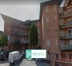 Case - Negozio in asta in via maresciallo campagnuolo 3, vaprio d'adda(mi)