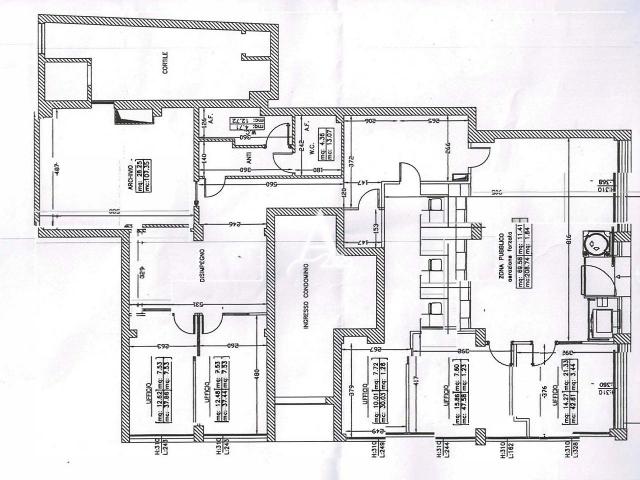 Case - Tecnoazienda: centro al paese