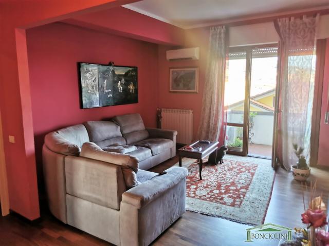 Appartamento con 3 camere a pieve a nievole Case - Appartamento con 3 camere a pieve a nievole
