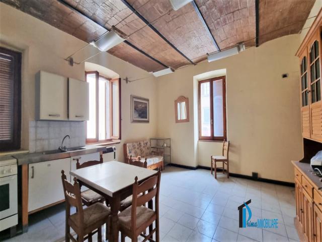 Case - Interessante investimento, bilocale in palazzina quadrifamiliare