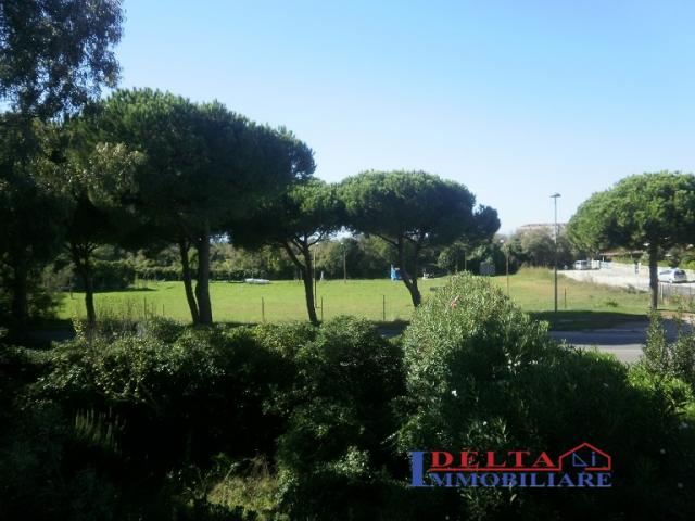 Case - 100mt dal mare mansarda con giardino/posto auto