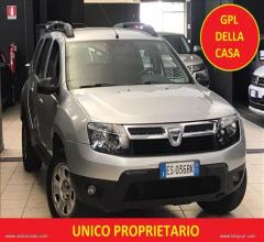 Auto - Dacia duster 1.6 110 cv 4x2 gpl laurÃ©ate