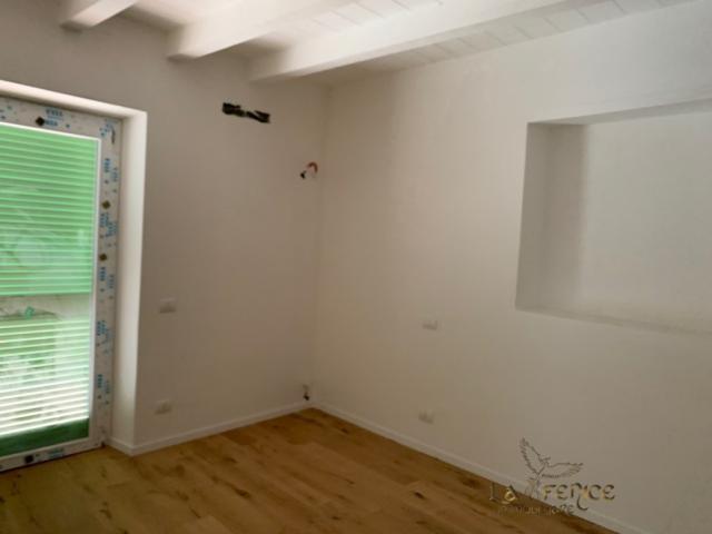 Case - Appartamentino in piccola palazzina, due camere