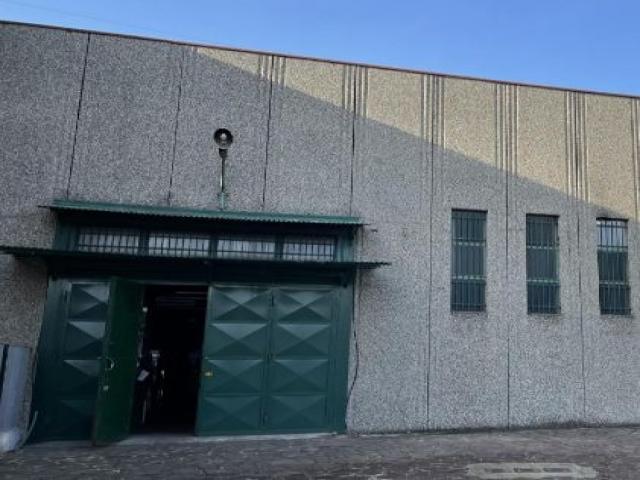Case - Fabbricati costruiti per esigenze commerciali - via guido miglioli n. 5