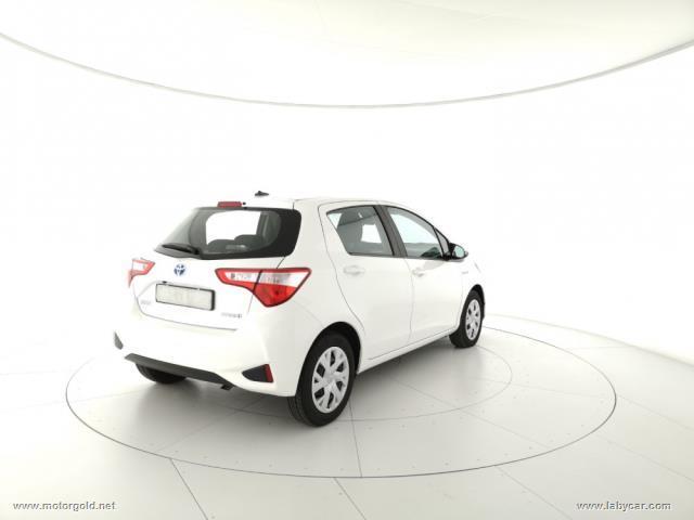 Auto - Toyota yaris 1.5 hybrid 5p. business