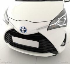 Auto - Toyota yaris 1.5 hybrid 5p. business