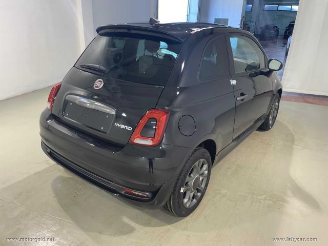 Auto - Fiat 500 1.0 hybrid sport