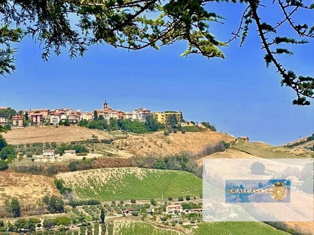 Appartamenti in Vendita - Casa indipendente in vendita a porto san giorgio periferia
