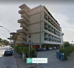 Case - Appartamento all'asta in via duca d'aosta 16, viareggio (lu)
