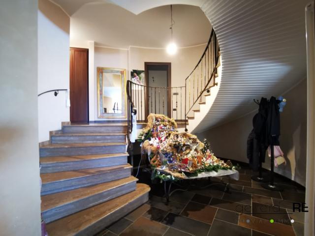 Appartamenti in Vendita - Villa panoramica