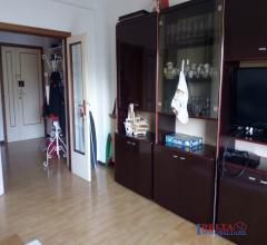 Case - Solvay - in condominio con ascensore ampio appartamento con tre camere da letto