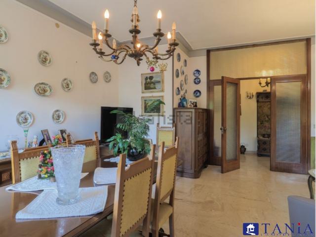 Case - Appartamento di ampie dimensioni centralissimo marina di carrara rif 3411