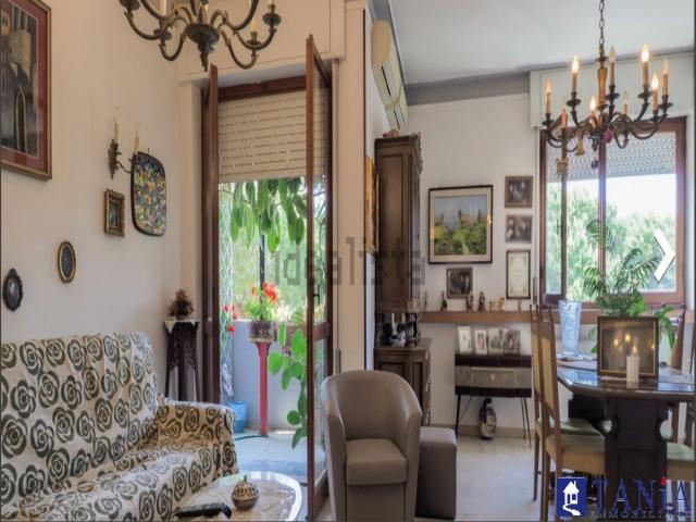 Case - Appartamento di ampie dimensioni centralissimo marina di carrara rif 3411