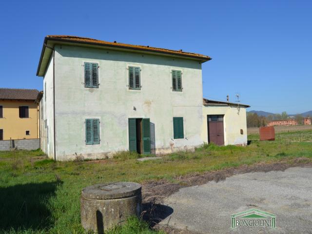 Case - Casa da ristrutturare a ponte buggianese