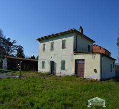 Case - Casa da ristrutturare a ponte buggianese
