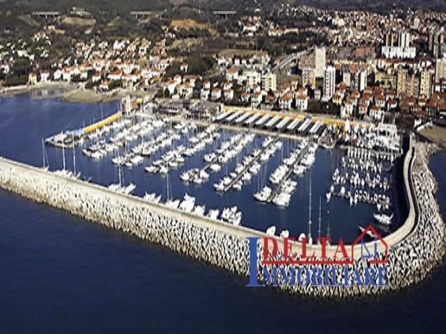 Case - Porto rosignano solvay - posto barca e garage