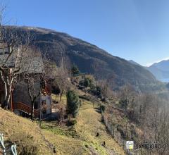 Case - Vestreno vendesi  terreno agricolo, non edificabile con vista lago, zona soleggiata. non edificabile