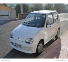 Auto - Fiat 600 1.1