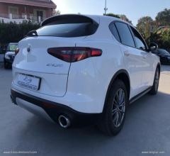 Auto - Alfa romeo stelvio 2.2 t.diesel 180cv at8 rwd super