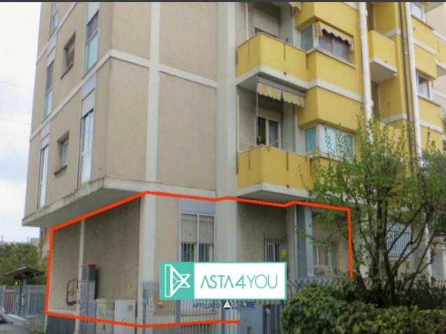 Case - Appartamento all'asta in via cadore 191, seregno (mb)