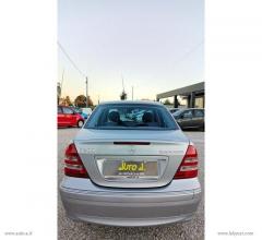 Auto - Mercedes-benz c 200 kompressor avantgarde